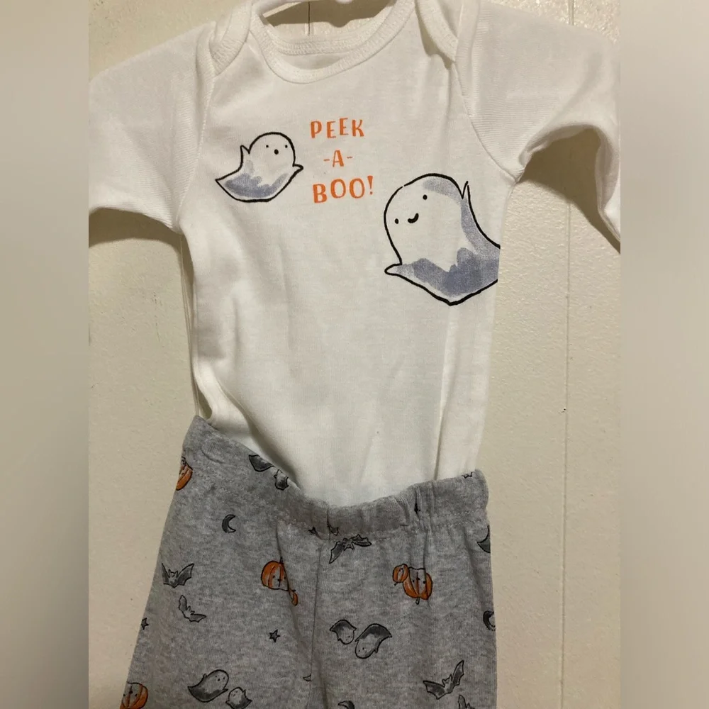 Carters Baby Two Piece Peek a Boo Halloween Set Size 3 M NWOT
